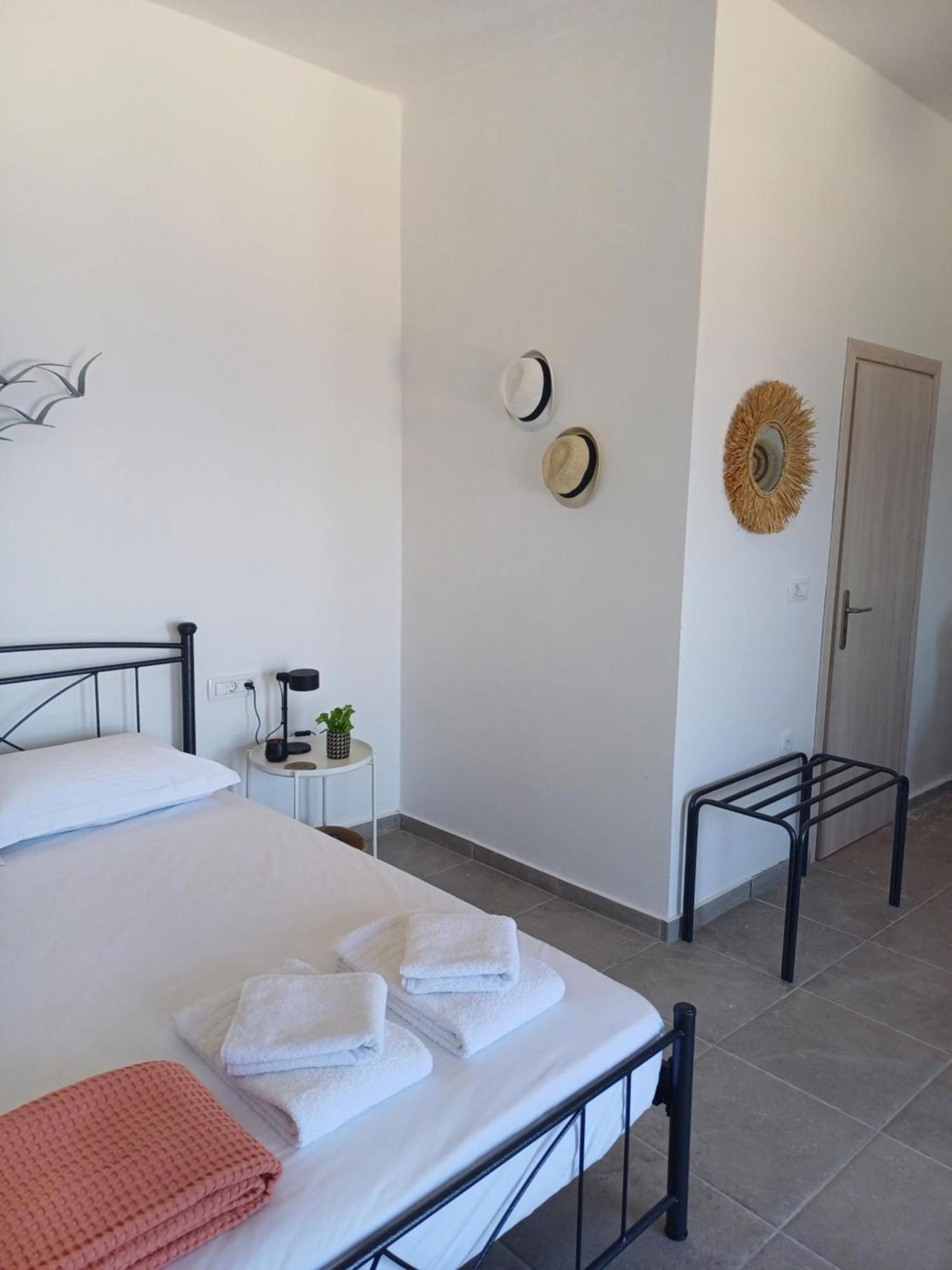 דירות אויה 'Nektarios' Cycladic House With Sunrise And Sea View!! מראה חיצוני תמונה