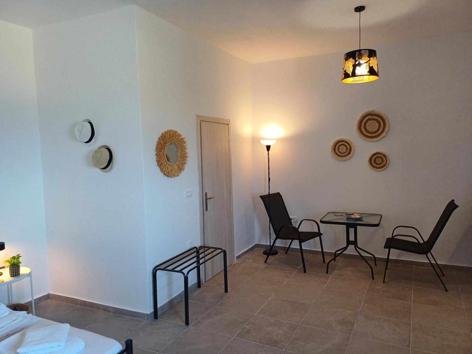 דירות אויה 'Nektarios' Cycladic House With Sunrise And Sea View!! מראה חיצוני תמונה